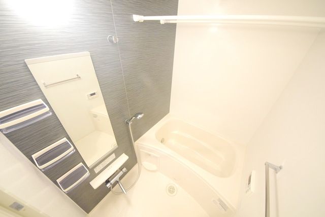 バス・シャワールーム　※別部屋参照写真※