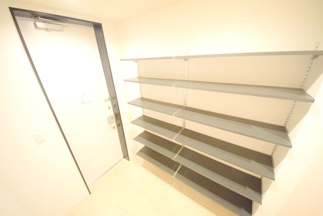 玄関　※別部屋参照写真※