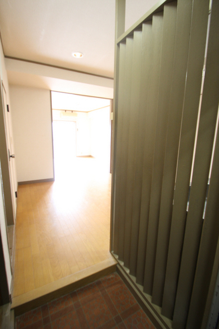 玄関　お入り下さい