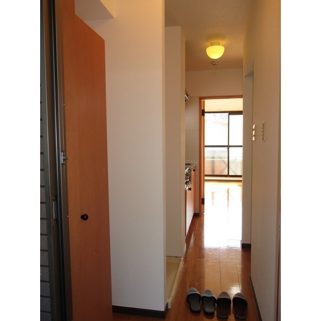 玄関　前回募集時の画像です