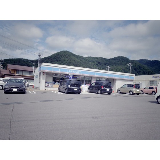 コンビニ　ローソン上田真田町店（コンビニ）まで1477m