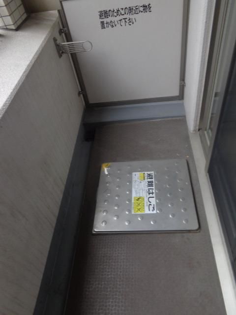 バルコニー　バルコニー