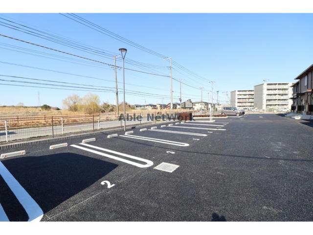 建物外観　建築中