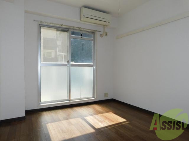 その他部屋・スペース　明るい寝室です