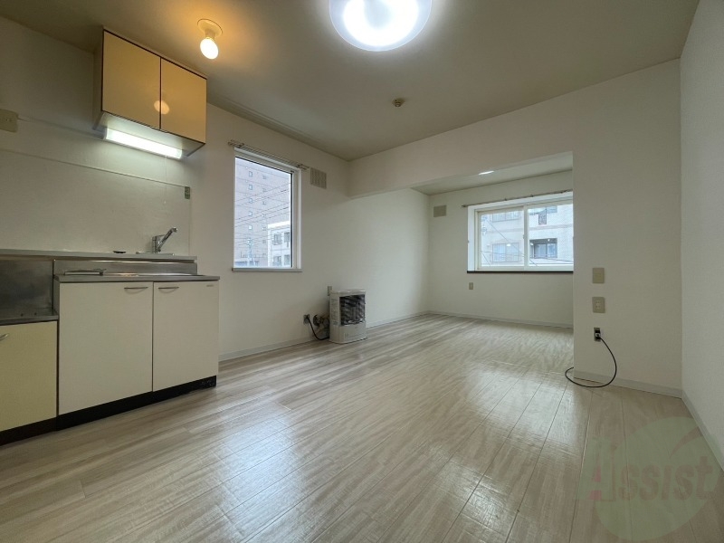 居室・リビング　広くてキレイなお部屋が広がっていて、充実した生活が送れそう。