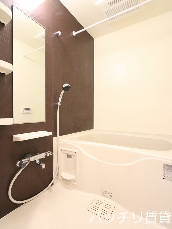 バス・シャワールーム　同型イメージの為、現状を優先致します。