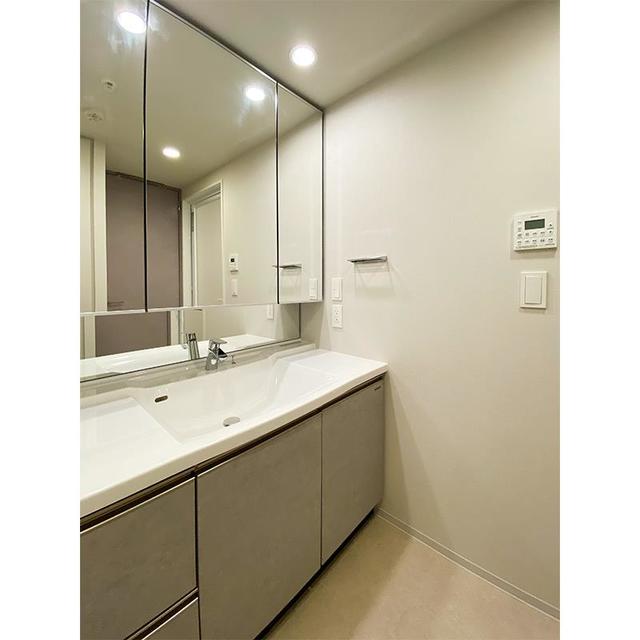 洗面設備　※写真は同タイプ住戸です。