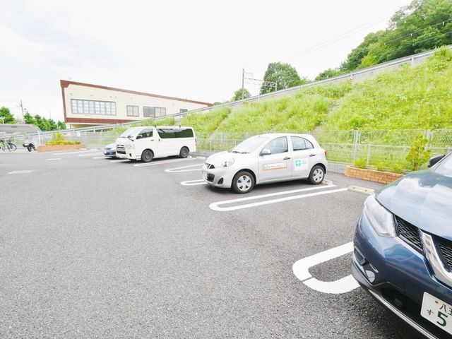 駐車場　★駐車場敷地内にあります★