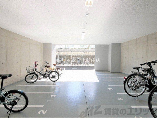 駐車場　駐輪場