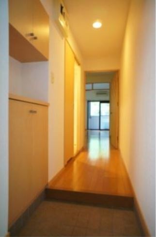 玄関　同物件参考画像