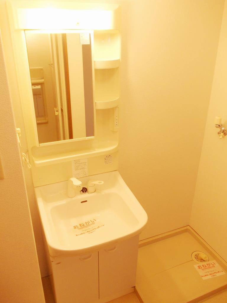 洗面設備　洗髪洗面化粧台