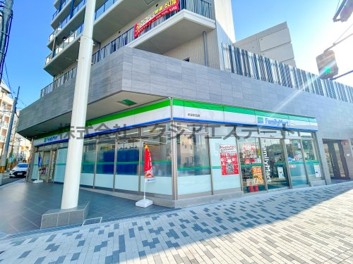 コンビニ　ファミリーマート 岸里駅西店（コンビニ）まで315m