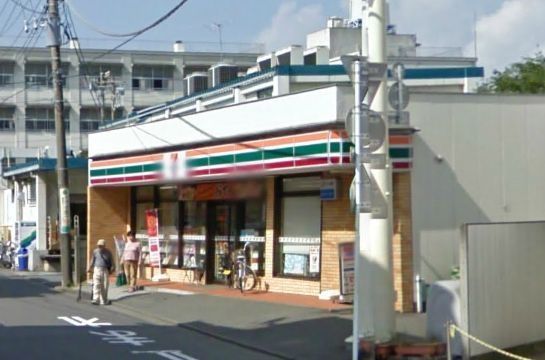コンビニ　★★セブンイレブン（コンビニ）まで353m