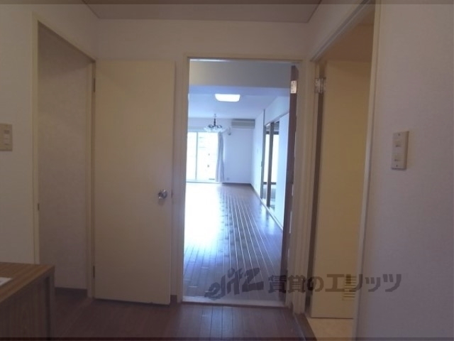 その他部屋・スペース　廊下