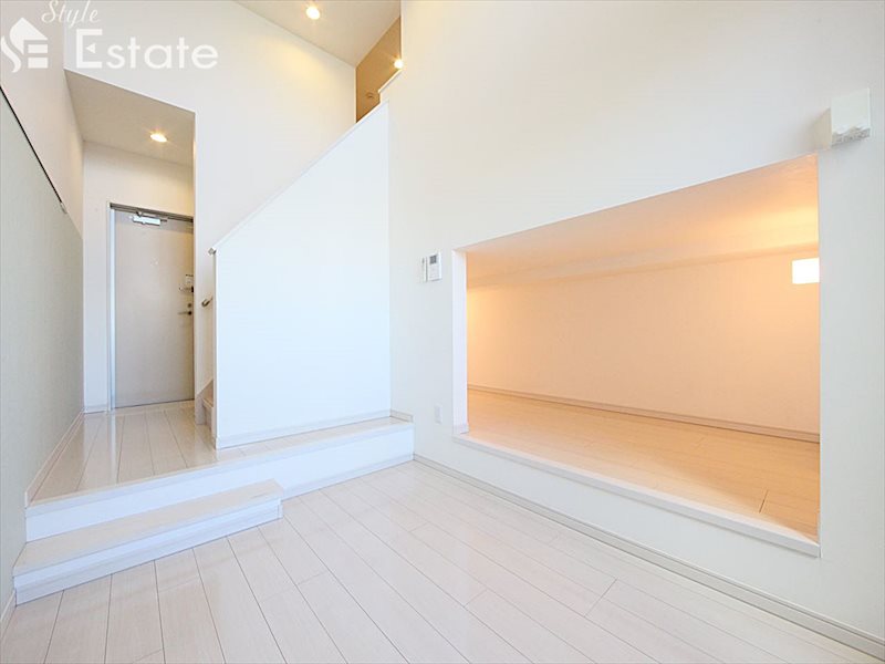 居室・リビング　内装