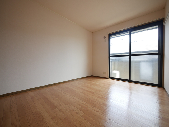 その他部屋・スペース　★日当り良好で明るい洋室です★