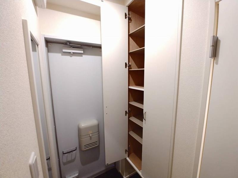 収納　居室収納：クローゼット