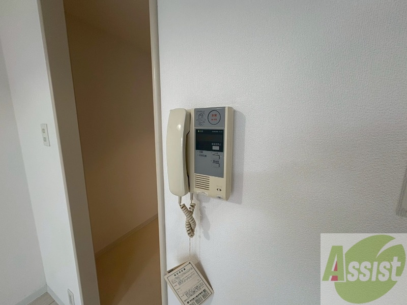 セキュリティ　インターホンです。オートロック付きで安心のマンションです。