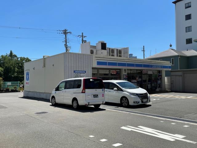 コンビニ　ローソン（コンビニ）まで770m