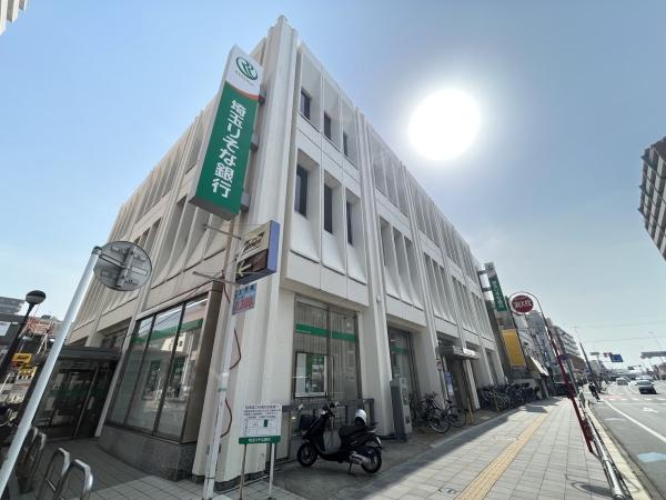 銀行　埼玉りそな銀行（銀行）まで288m