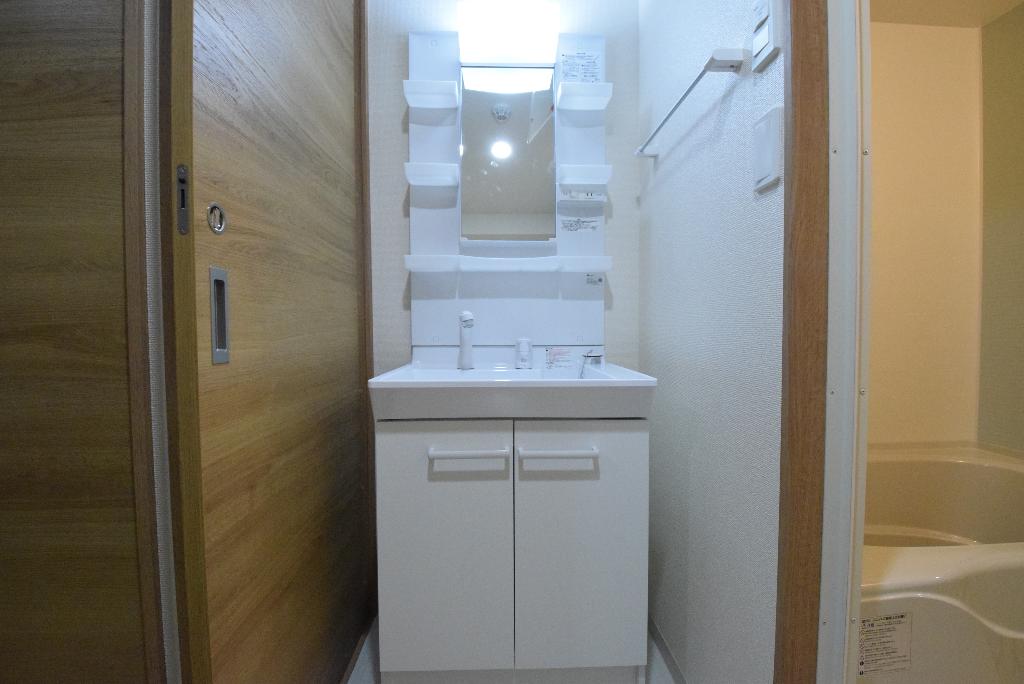 洗面設備　洗髪洗面化粧台