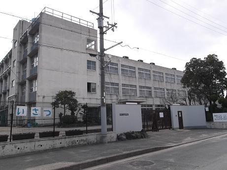 中学校　池島中学校（中学校）まで904m