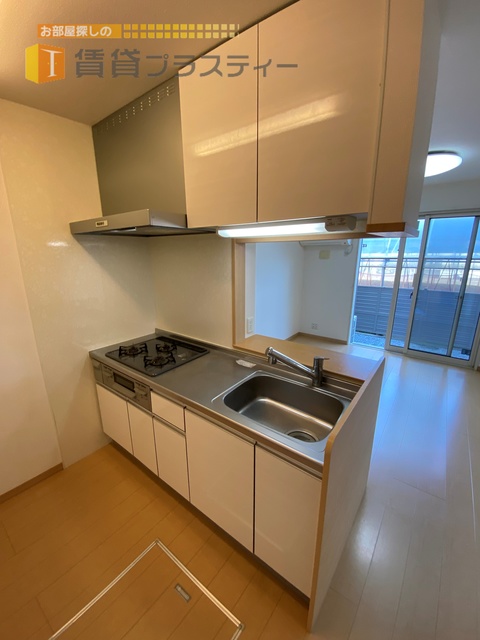 キッチン　３口システムキッチン！