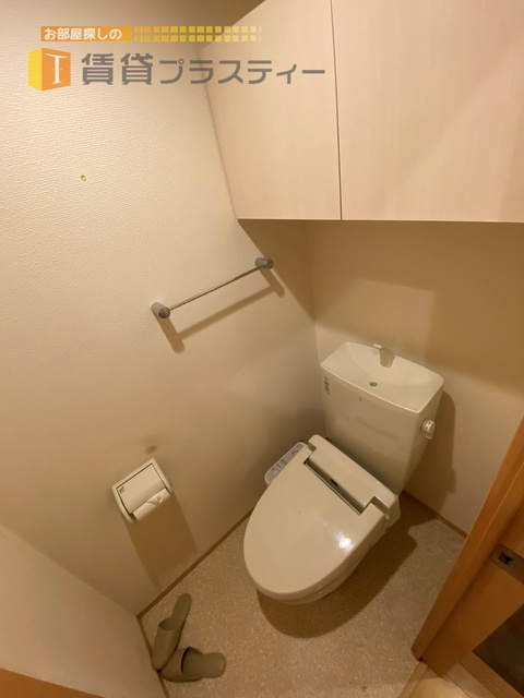 トイレ　ウォシュレット付き！