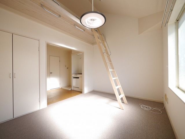 その他部屋・スペース　★天井が高く開放感のあるお部屋★