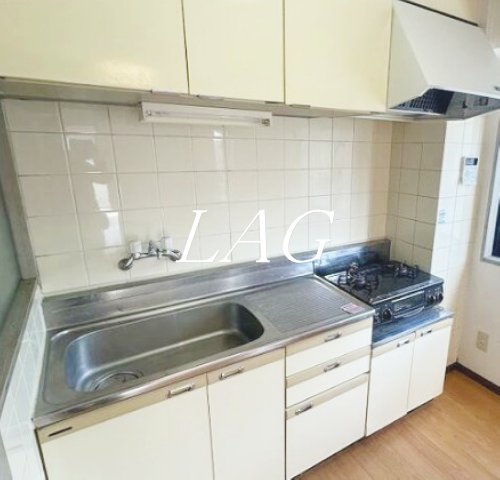 キッチン　キッチンです。