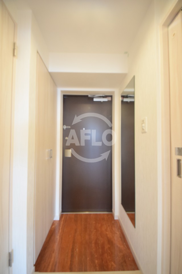 玄関　Vinoプレジオ本町　玄関