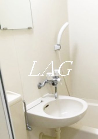 洗面設備　洗面台です。