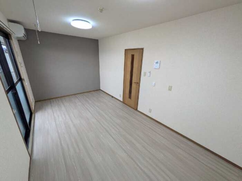 居室・リビング　図面と現状に相違がある場合には現状を優先