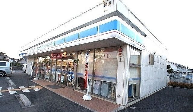 コンビニ　ローソン 飯能双柳六道店（コンビニ）まで550m