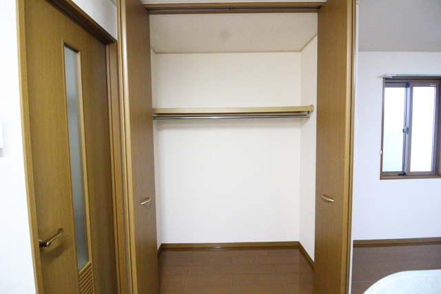 収納　寝室収納