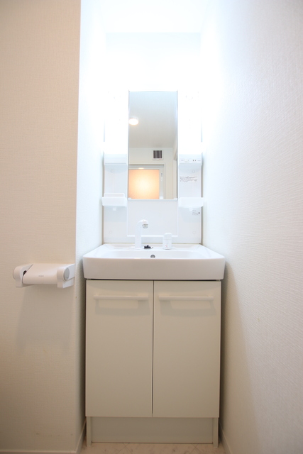 洗面設備　★忙しい朝にうれしい独立洗面台★