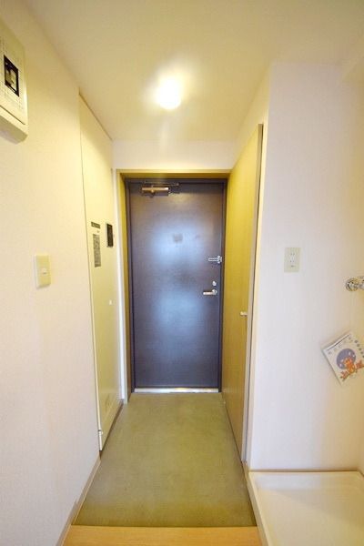 玄関　★お部屋探しは株式会社タウンハウジング東京まで★