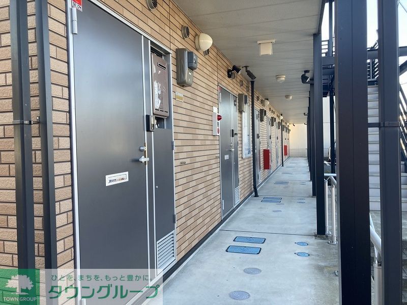 エントランス　エントランス