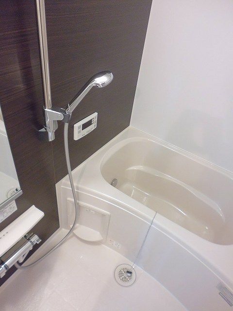 バス・シャワールーム　日々の暮らしに欠かせないお風呂です