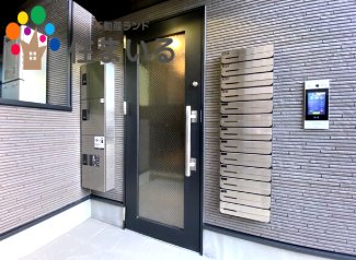 玄関　※写真は同型タイプとなります