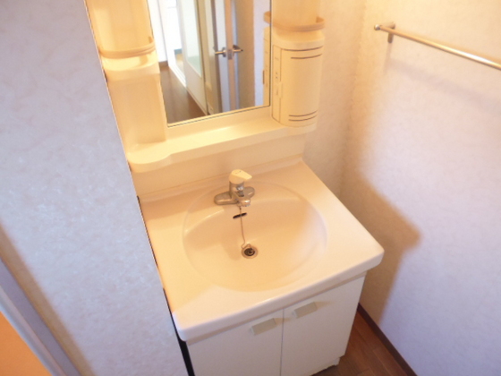 洗面設備　※別部屋の写真です