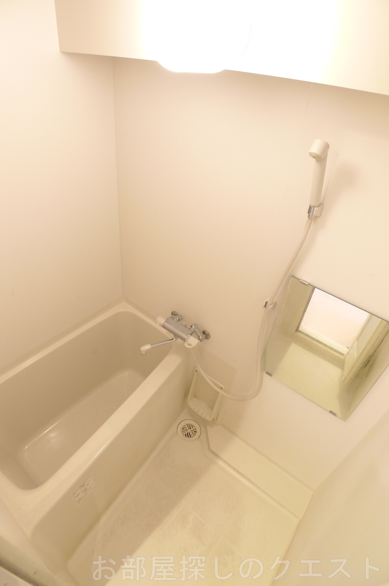 バス・シャワールーム　（写真は同タイプ）