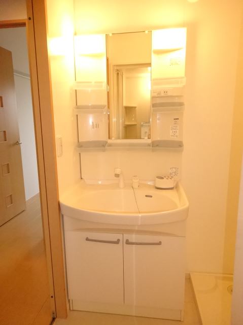 洗面設備　シャンプードレッサー