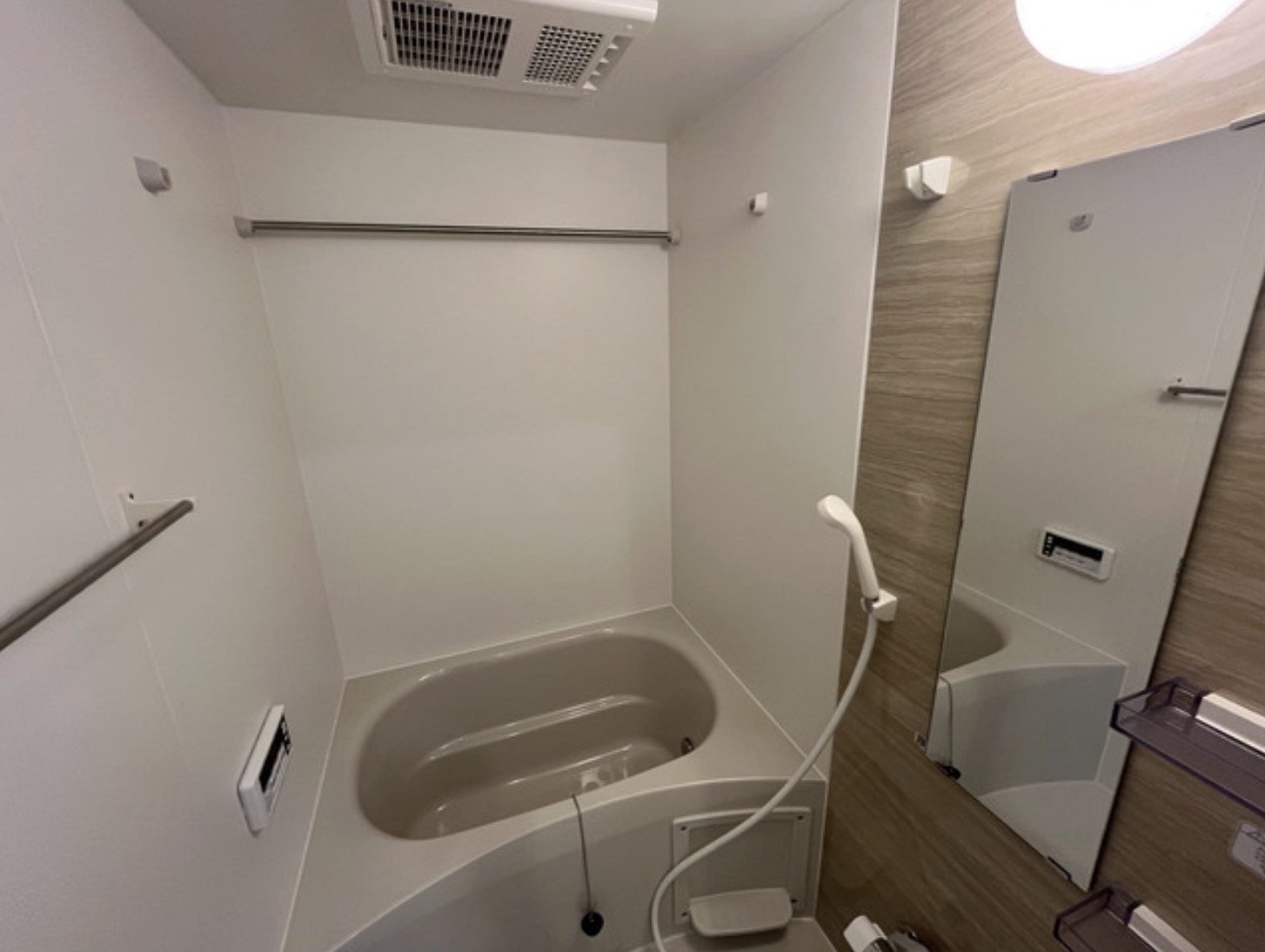 バス・シャワールーム　※同シリーズ参考写真