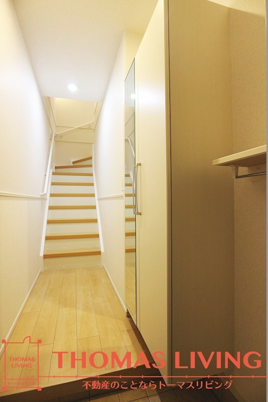 玄関　写真を準備中の為、同シリーズの写真でご参考下さい。