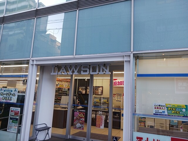 コンビニ　ローソンJR桃谷駅前店（コンビニ）まで350m