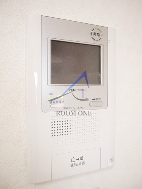 セキュリティ　モニター付きインターホンです。
