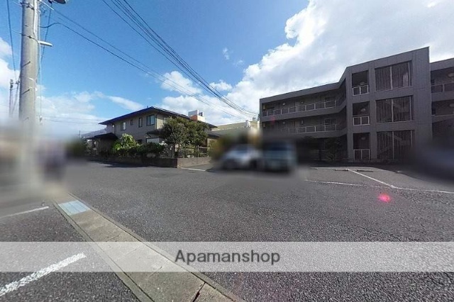 その他　前面道路（その他）まで0m