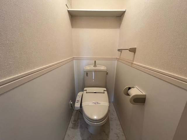 トイレ　温水便座付トイレ