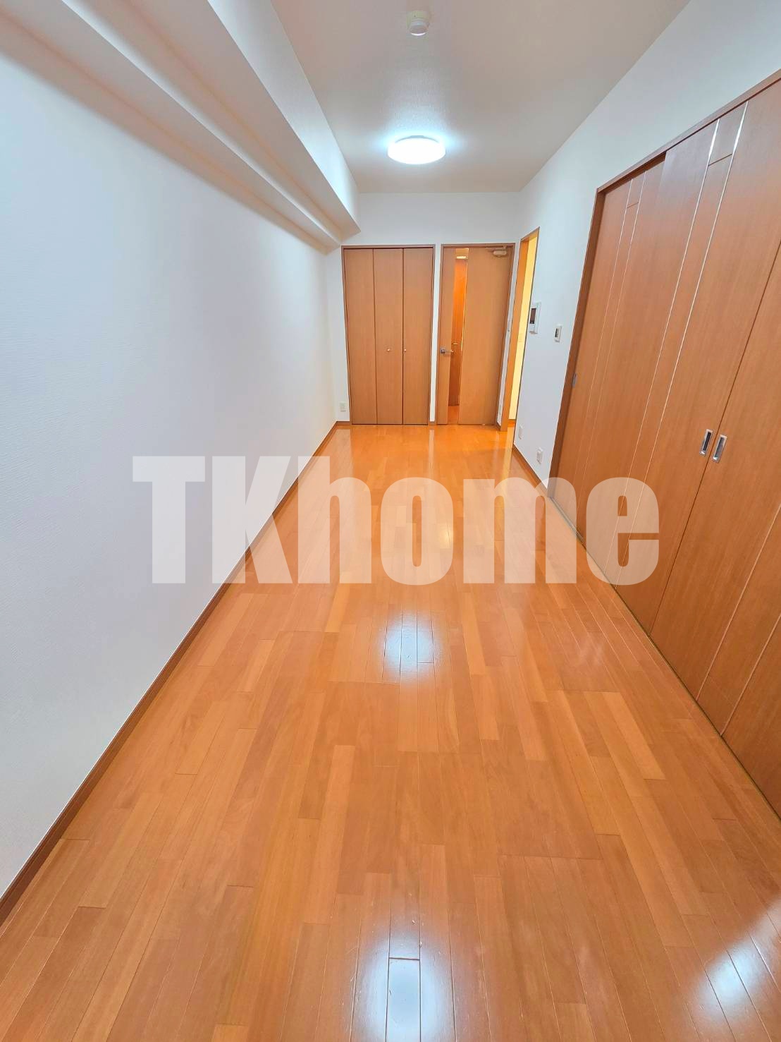 居室・リビング　広くすっきりしたリビングダイニング(同マンション・別室参考)